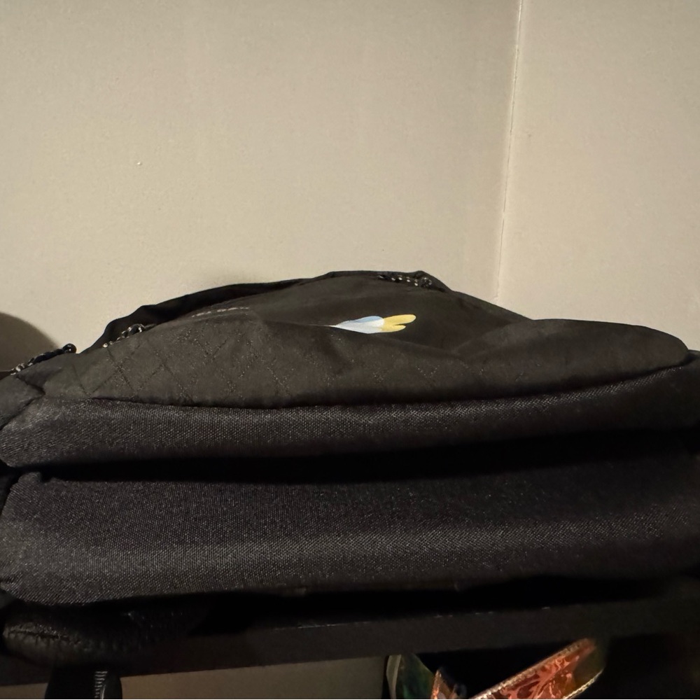 CamelBak LAX 15 inch computer Backpack black‎ with Butterfly Accent - Picture 5 of 5